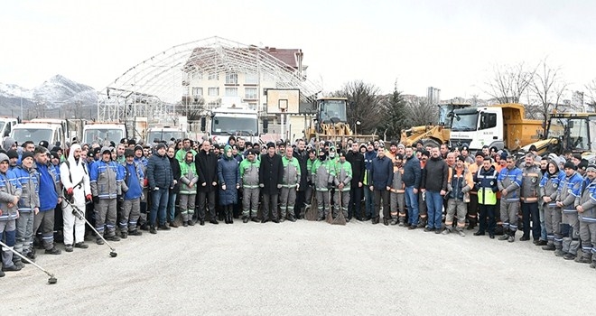 Kollar Şahap Gürler için sıvandı