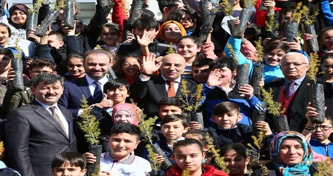 3 BİN SEDİR FİDANI BADEMLİK MAHALLESİNDE CAN BULACAK 