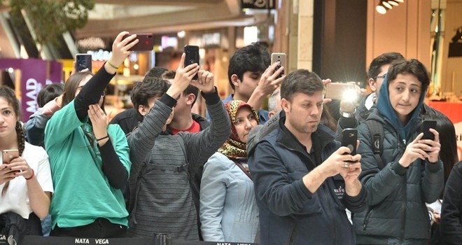 Mamaklı Çocuklar ?Türkler Geliyor? Filmini İzledi