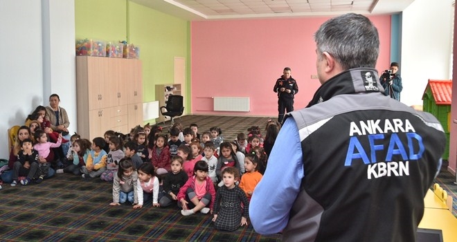 Afad´dan minik öğrencilere eğitim