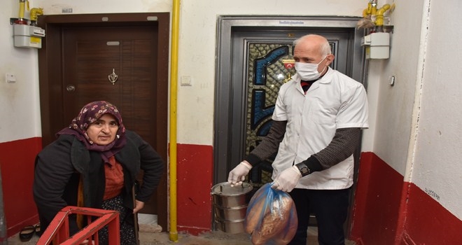 Günde 85 Hanede 350 Kişiye 3 Öğün Yemek