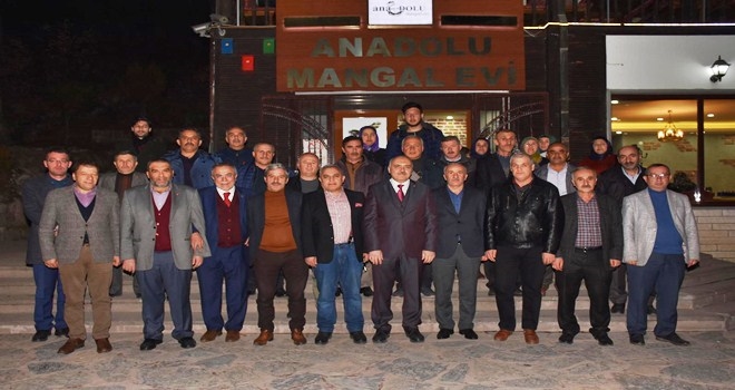 Emekli Olanlara Plaket Verildi