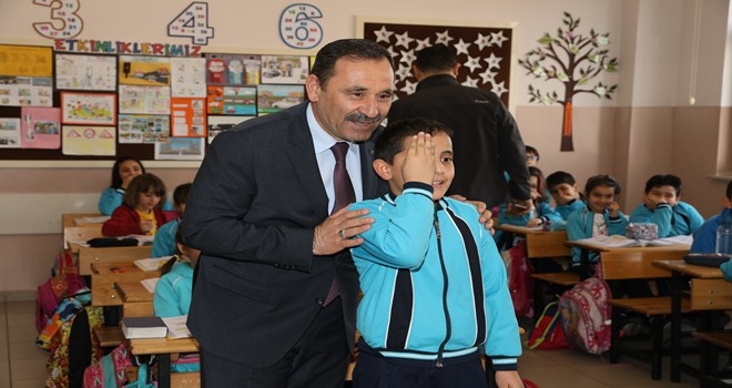 50 BİN 1. ÇOCUĞUN GÖRME TARAMASI YAPILDI