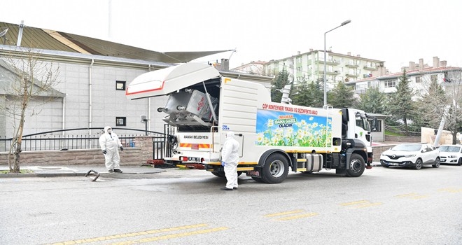  Mamak´ta çöp konteynırlarına dezenfektanlı özel temizlik