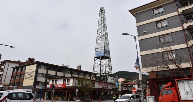 Eski Telsiz Direği Belediye Tarafından Kaldırıldı