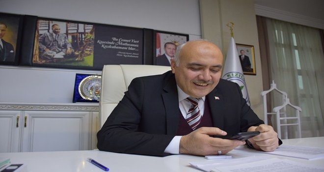 Acar´dan 65 Yaş Üstü Vatandaşa Moral Desteği