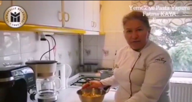 YENİMEK´li aşçı adayları mutfakta