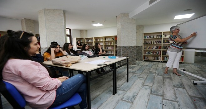 Uzaktan eğitimden sosyal mesafeli eğitime