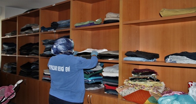 Beypazarı Belediyesi İhtiyaç Sahiplerinin Yanında