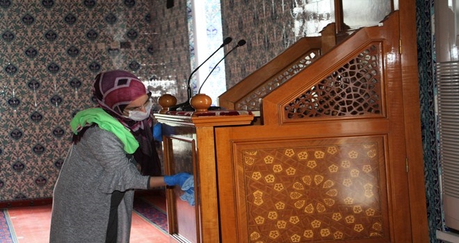 Beypazarı Belediyesi´nden Camilerde Temizlik 