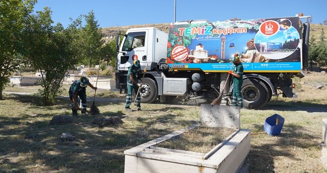 CAMİ VE MEZARLIKLAR KURBAN BAYRAMINA HAZIR