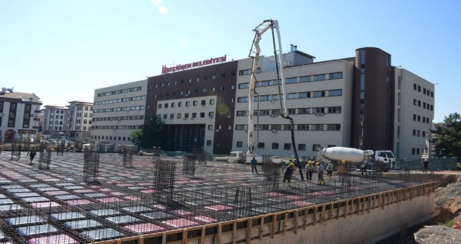 KEÇİÖREN BELEDİYESİ OTOPARK YAPIMINDA SONA YAKLAŞTI