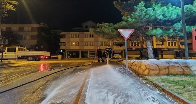 KEÇİÖREN´DE GECE GÜNDÜZ TEMİZLİK 