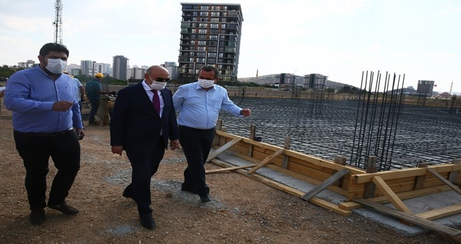 KEÇİÖREN´E MODERN VE AKILLI SERA