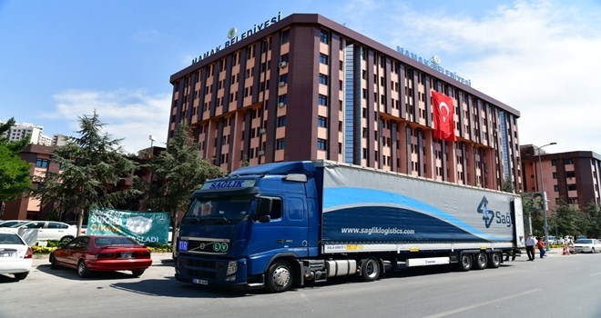 Sırbistan´a tıbbi yardım tırı