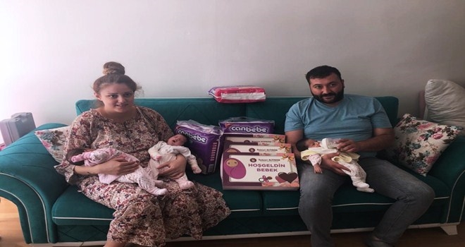 KEÇİÖREN´İN MİNİK ÜÇÜZLERİNE  BAŞKAN ALTINOK´TAN HEDİYE