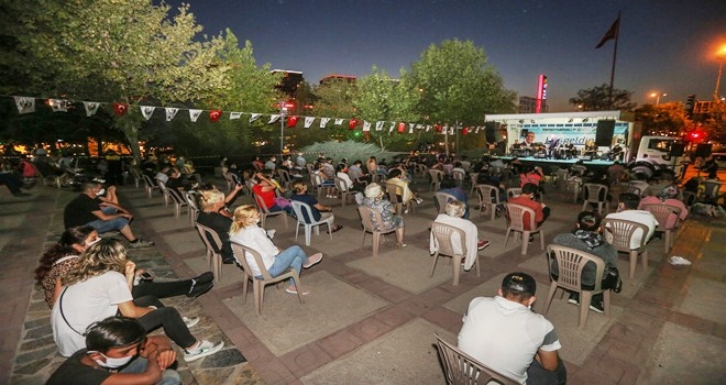 Yenimahalle´de açık hava konserleri dolu dizgin