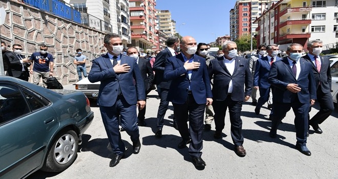 Bakan Soylu´dan Mamak´ta Koronavirüs Denetimi