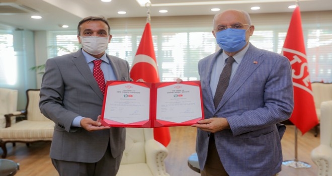 Yenimahalle Belediyesi havuzlarına güvenli hizmet belgesi 