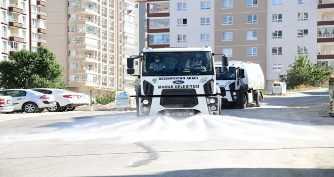 Mamak´ta cadde ve sokaklar sabunlu su ile yıkanıyor