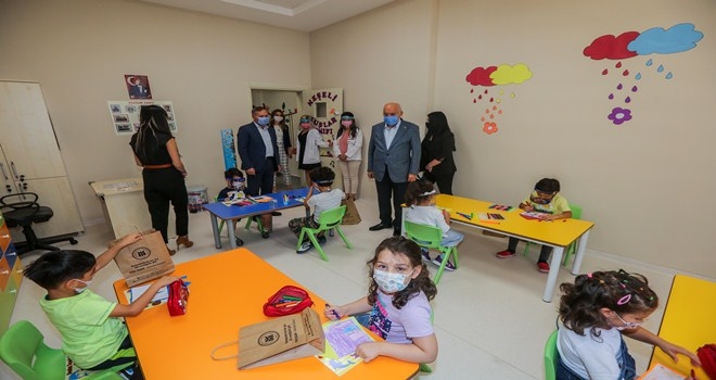 Yenimahalle kreşlerinde eğitim başladı