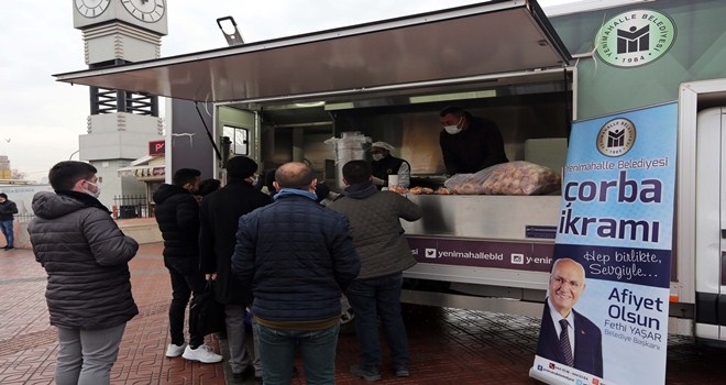 Yenimahalle´den vatandaşa sıcak çorba ikramı