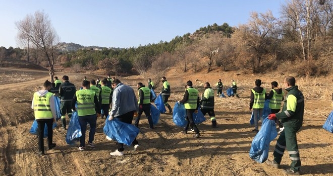 TÜGVA KEÇİÖREN HIZIR İLE DOĞA TEMİZLİĞİNE KOŞTU