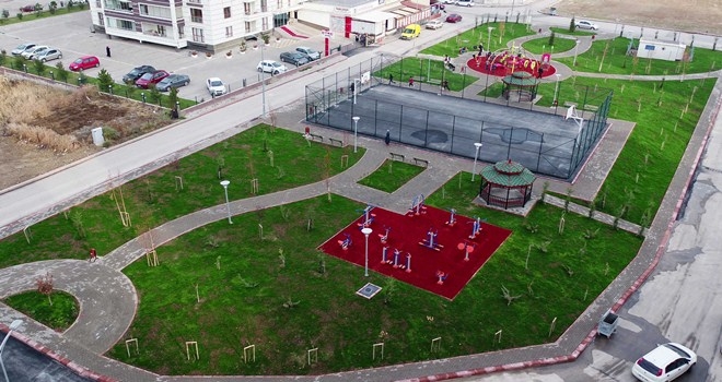 Yenimahalle´nin parklarına detaylı bakım