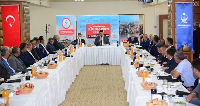 Başkan Oğuz´dan muhtarlar onuruna yemek