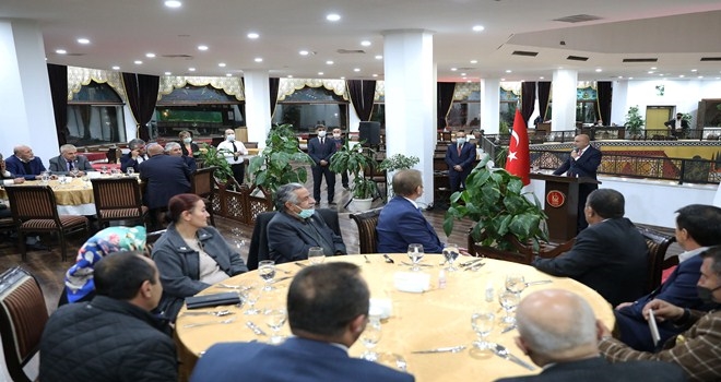 BAŞKAN ALTINOK MUHTARLAR GÜNÜ´NÜ KUTLADI