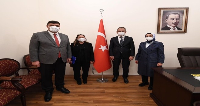 Başkan Oğuz´dan Bakan Öztürk´e ziyaret