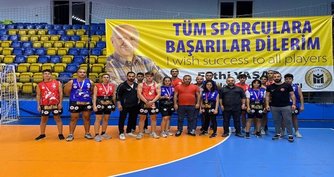 Yenimahalle 29 Ekim Cumhuriyet Kupasına damga vurdu