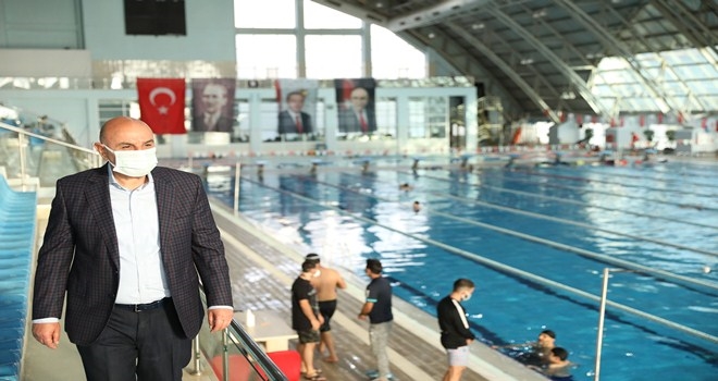 BAŞKAN ALTINOK: ETLİK´TEKİ YÜZME  HAVUZUMUZUN TÜRKİYE´DE EŞİ BENZERİ YOK