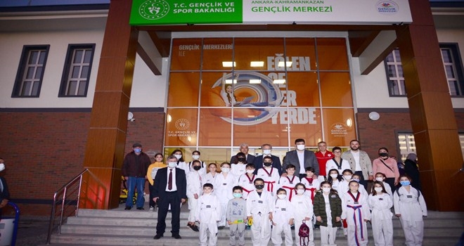 Minik taekwondocular nefes kesti