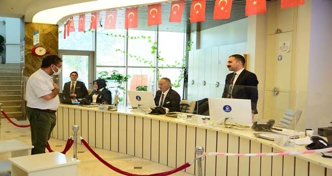 Mavi Ay´ın Kanatsız Melekleri yardıma koşuyor