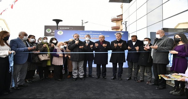 Akdere Bilim Sanat Merkez´i Açıldı