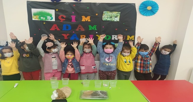 Miniklerden Çim Adam Etkinliği