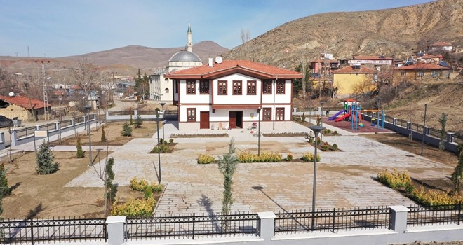 Üç mahalle konağı açılış için gün sayıyor