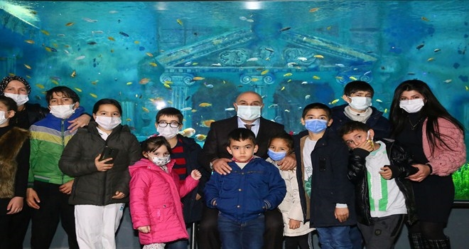 BAŞKAN ALTINOK ÖZEL ÇOCUKLARIN SİNEMA KEYFİNE ORTAK OLDU