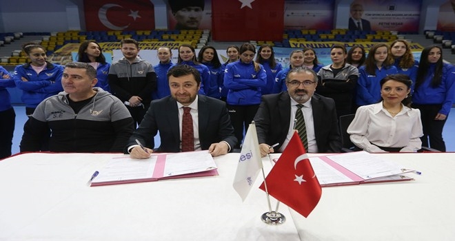 Yenimahalleli sporcuların PCR testleri Bilgi Hastanesi´nden