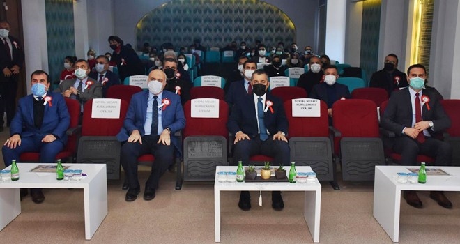 İstiklal Marşı´nın Kabulü ve Mehmet Akif Ersoy´u Anma Töreni Düzenlendi