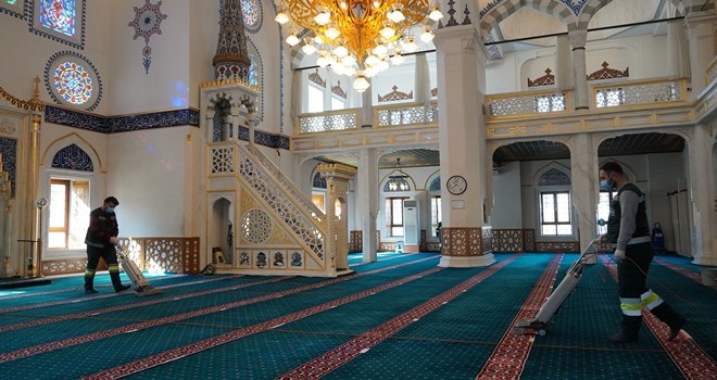 KEÇİÖREN´DE İBADETHANELER GÜL KOKUYOR