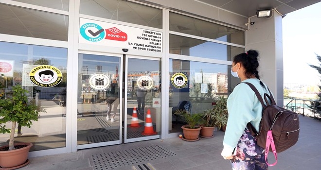 Yenimahalle´nin yüzme havuzları ve spor tesisleri kapılarını açtı