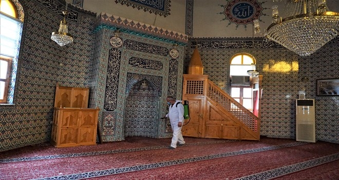 Beypazarı´nda ibadethanelerde dezenfekte çalışmaları devam ediyor