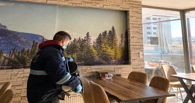 Sincan´da Yeniden Açılan İş Yerleri Dezenfekte Edildi