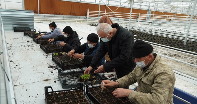 KEÇİÖREN´DEKİ AKILLI SERAYA İLK TOHUM ATILDI