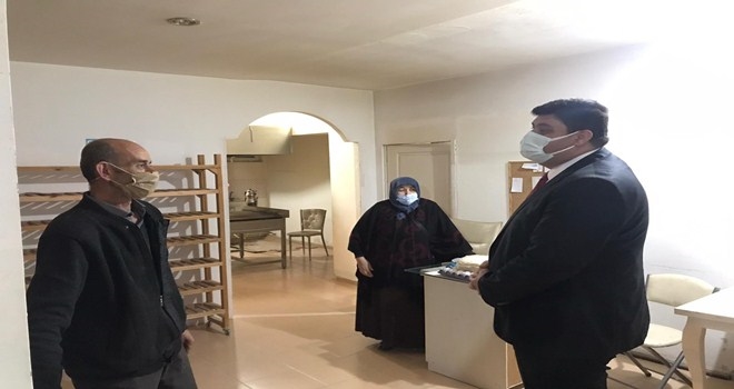 Başkan Oğuz´dan sahur sürprizi