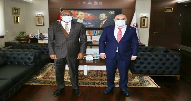 CİBUTİ ANKARA BÜYÜKELÇİSİNDEN BAŞKAN ALTINOK´A ZİYARET