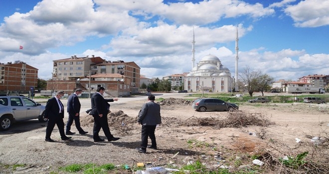 Satıkadın Mahalle Kültür Evi´nde kollar sıvandı