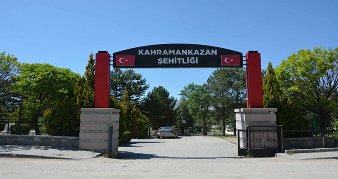 Kahramankazan Şehitliği bayrama hazır 